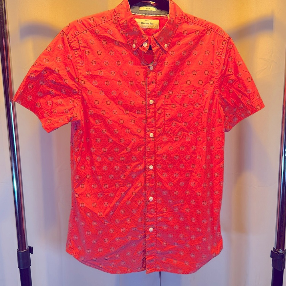 Men’s small slim fit short sleeve dress shirt pink color